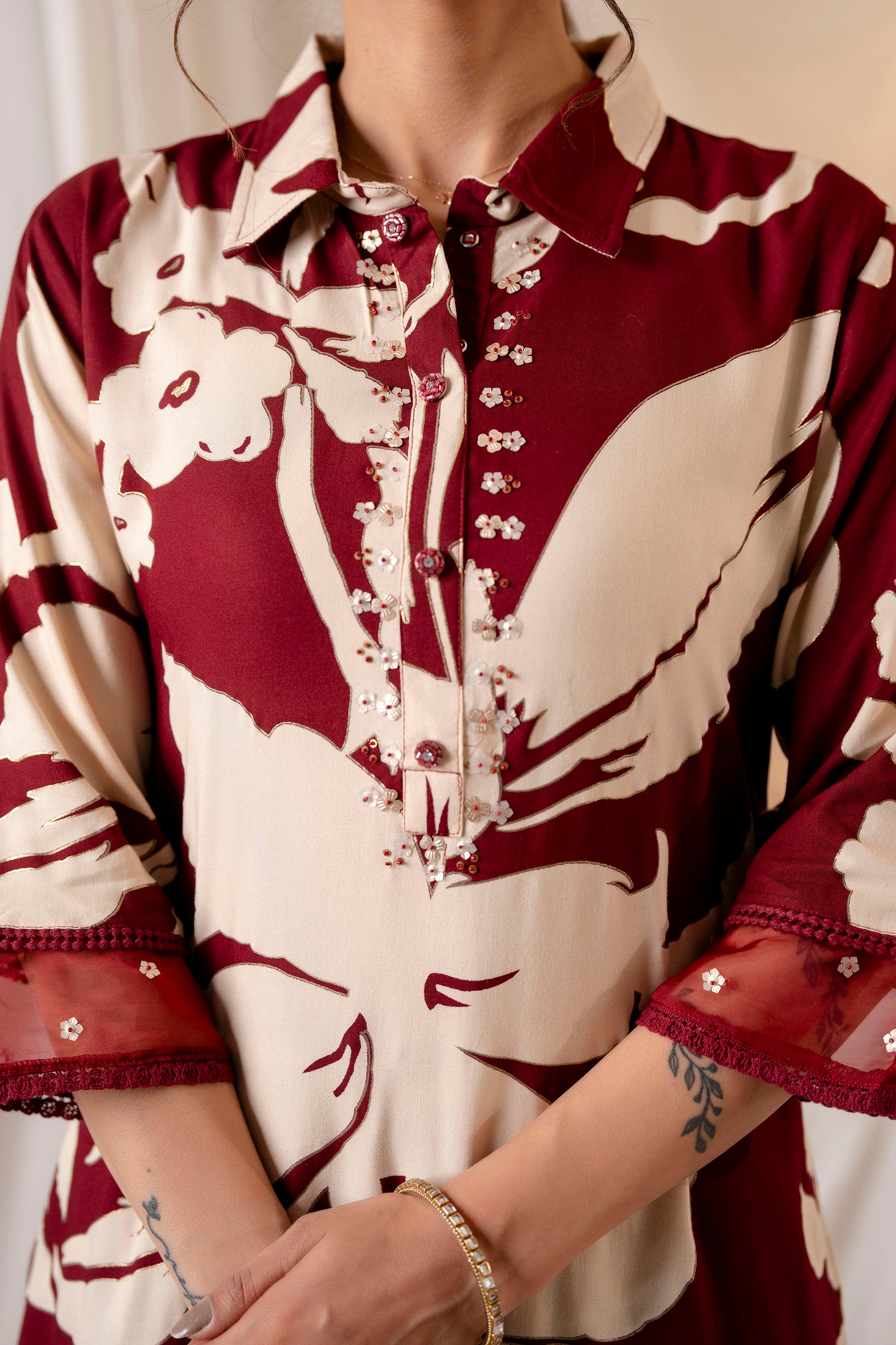 Floral Maroon Printed Shirt Collar Kurta With Trousers